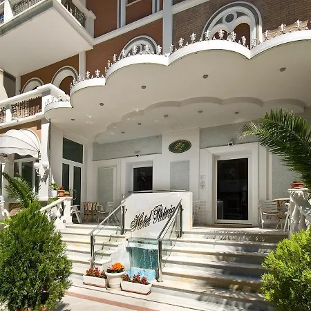 Patria Hotel 3*